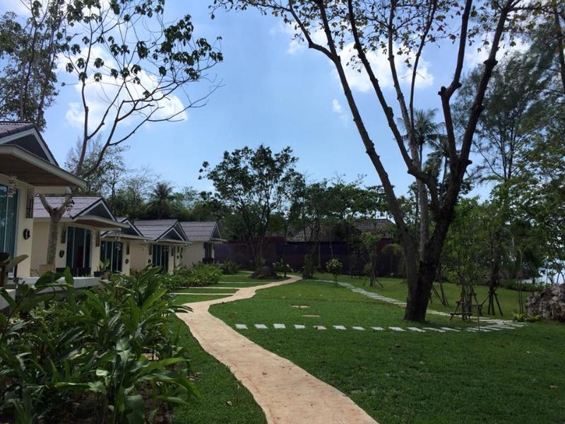 รีสอร์ท กระบี่โฮม รีสอร์ต หาดทับแขก